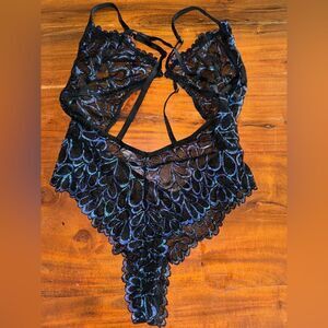 Savage X Fenty Not Sorry Lace Bodysuit Black Purple Women’s sz L